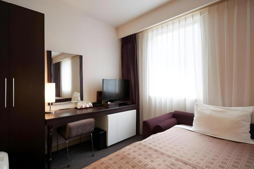 Hotel Yuquesta Asahibashi Наха Екстер'єр фото