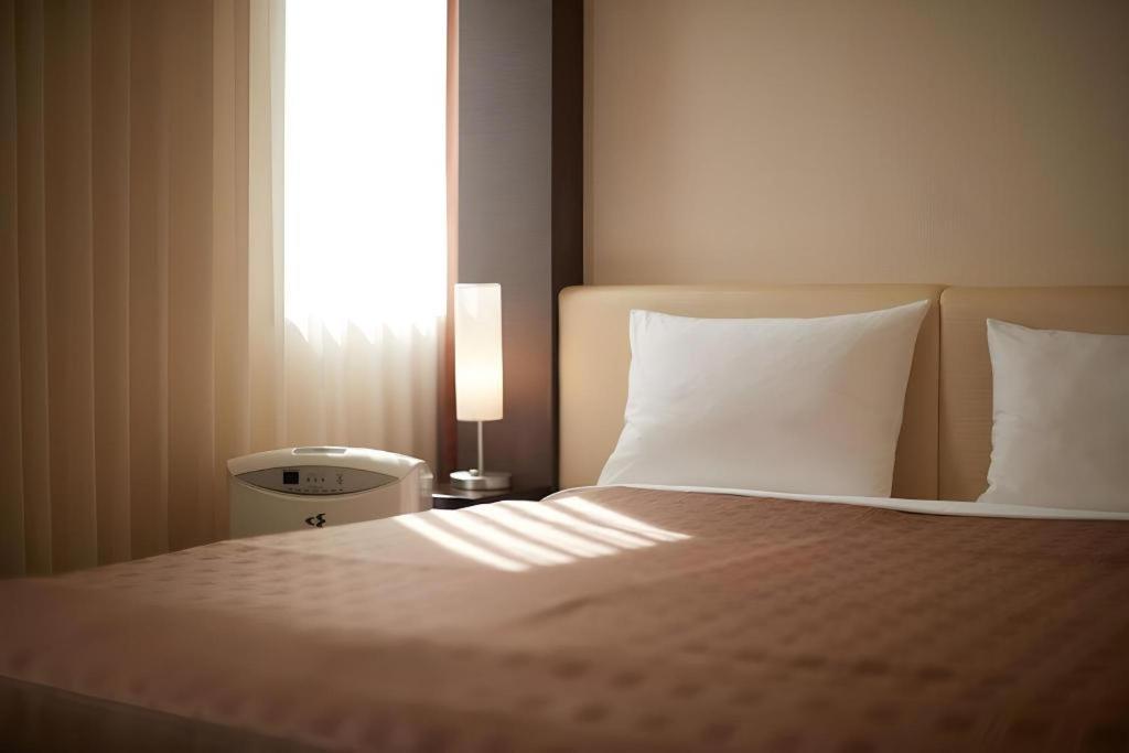 Hotel Yuquesta Asahibashi Наха Екстер'єр фото