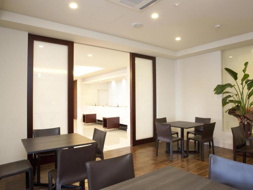 Hotel Yuquesta Asahibashi Наха Екстер'єр фото